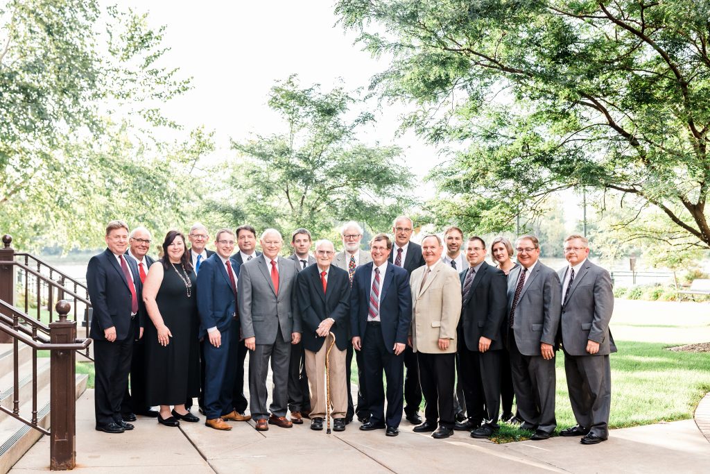 Group photo of the attorneys of Hale Skemp.